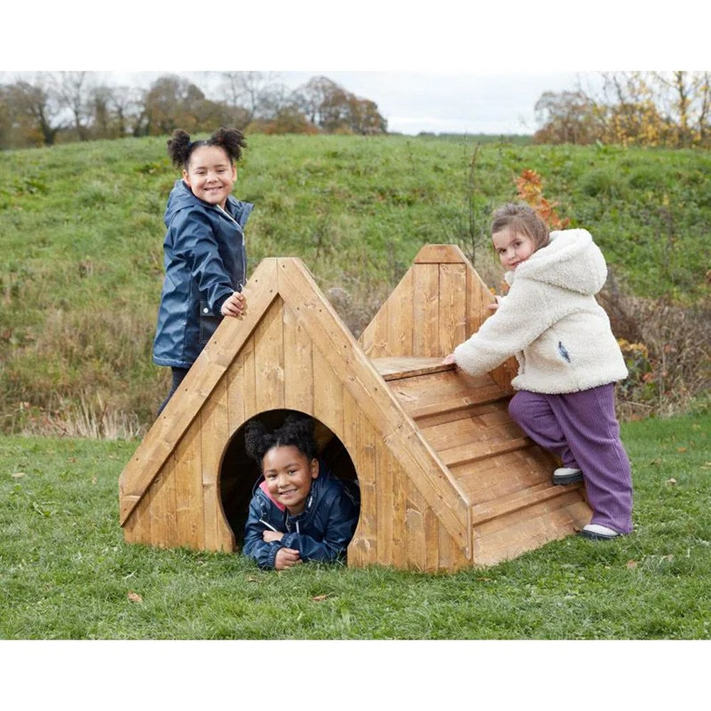 Cosy Clamber Hill Perch