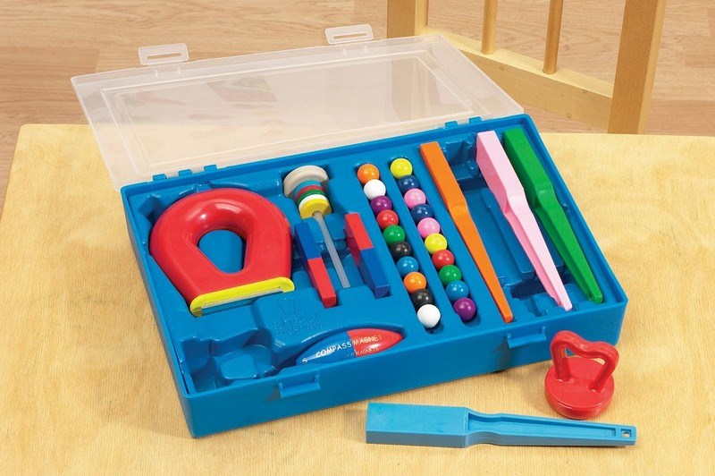 First Experiments Magnetism Set
