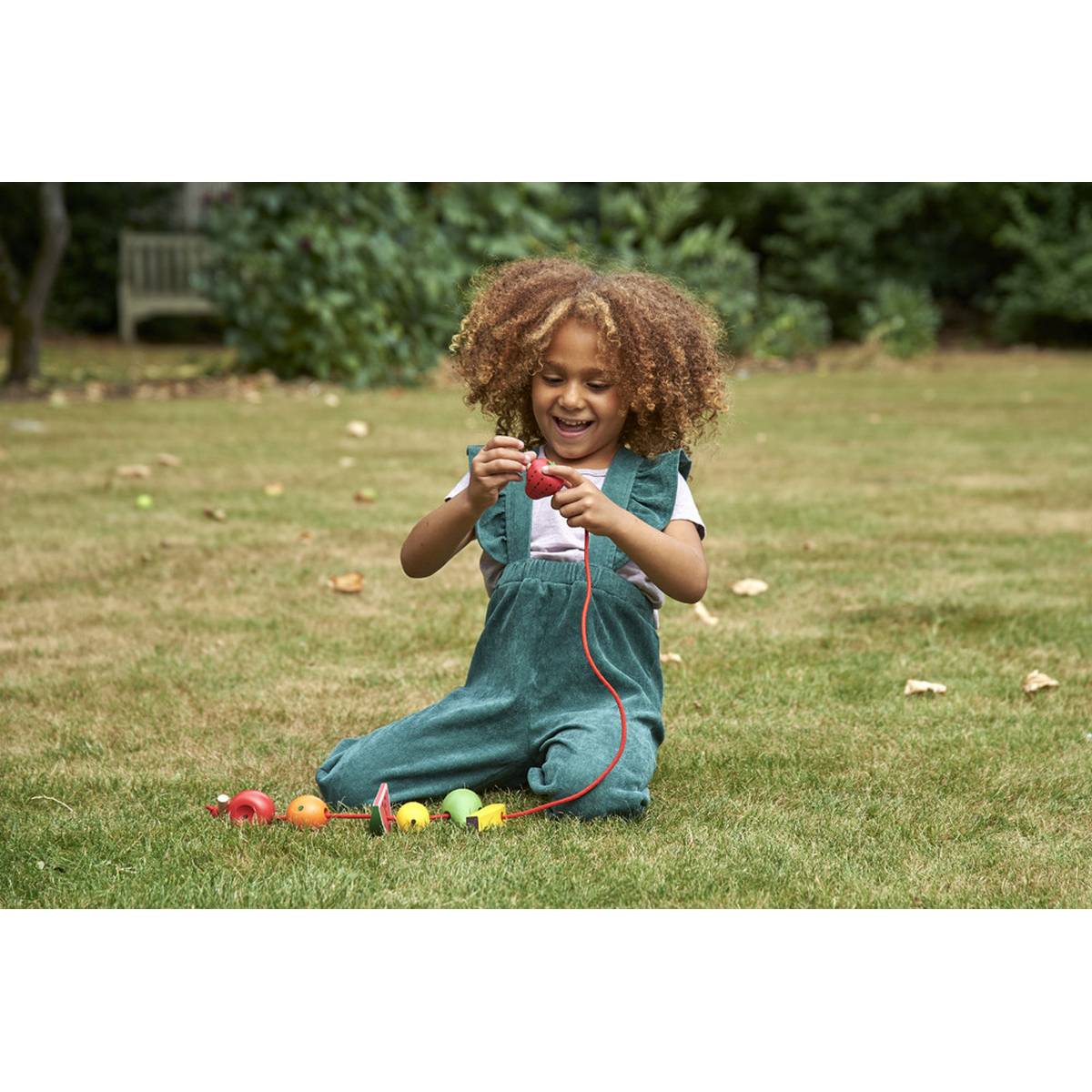 **Wooden Lacing Fruits - Pack of 8