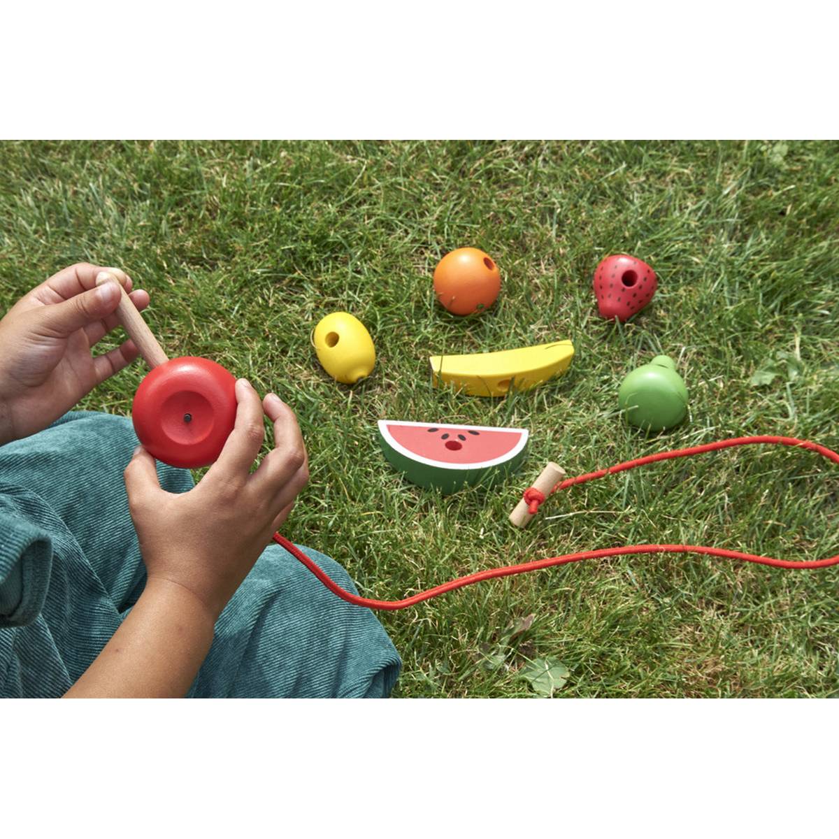 **Wooden Lacing Fruits - Pack of 8