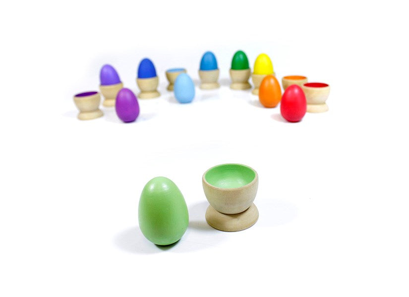 10 Coloured Eggs & Natural Cups