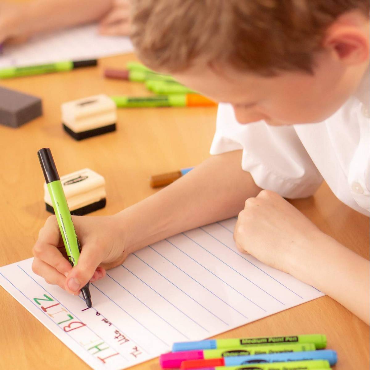 Show-Me Medium Tip Barrel Drywipe Black Marker (Pack of 100)