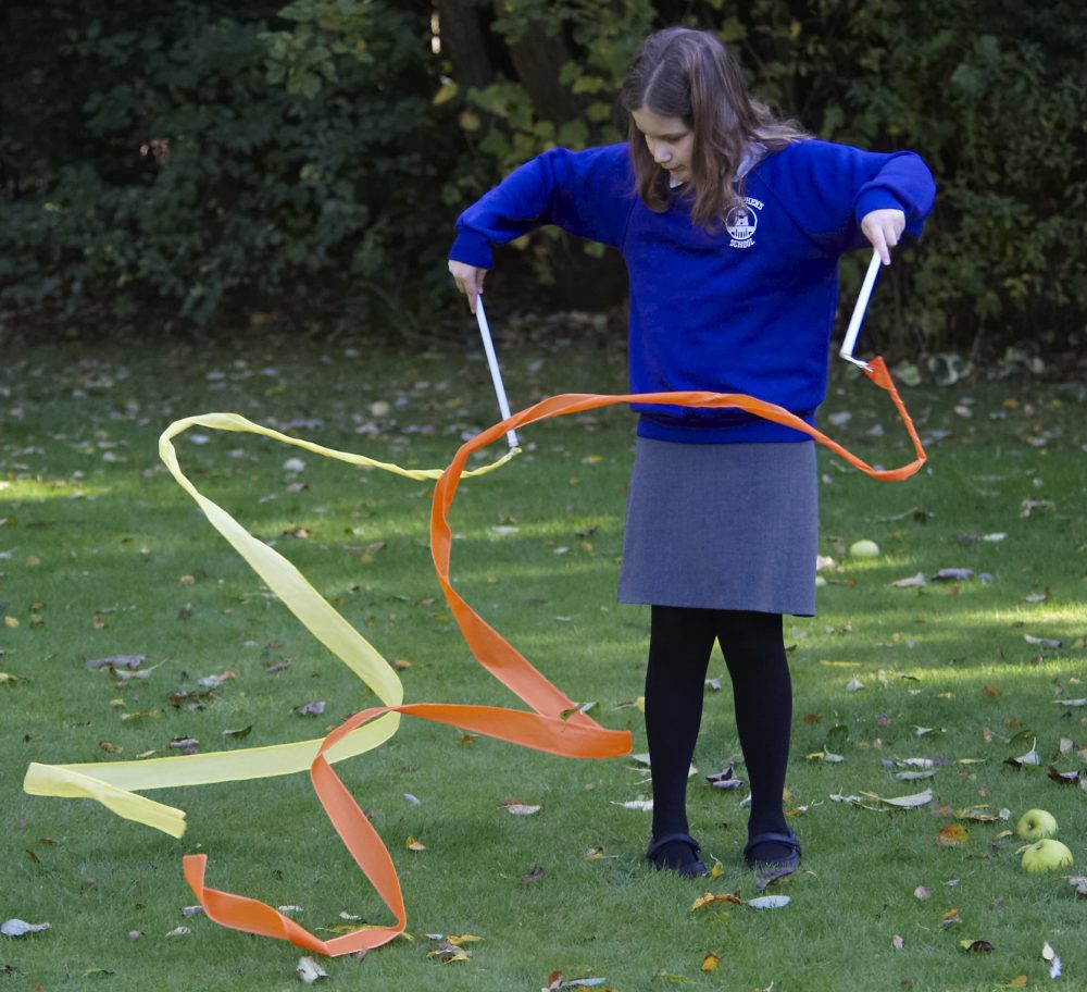 Streamers â€“ Pack of 6