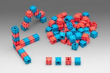 Interlocking cubes red/blue (30 pcs)