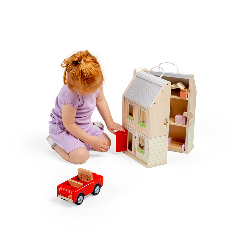 Folding Dolls House Set