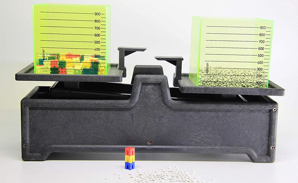 Balance With 2 Litre Boxes And 100 Weight Cubes 1Gr