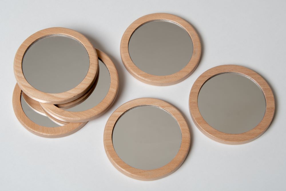 ** Little Looking Mirrors - Set of 6