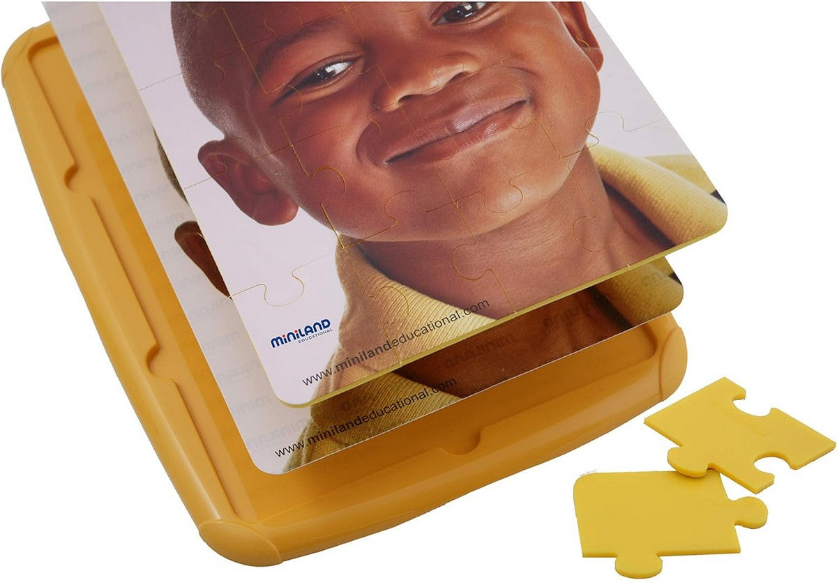 Miniland 4 Puzzles Set: Children of The World