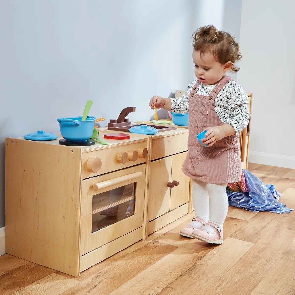 Under 2s Wooden Kitchen