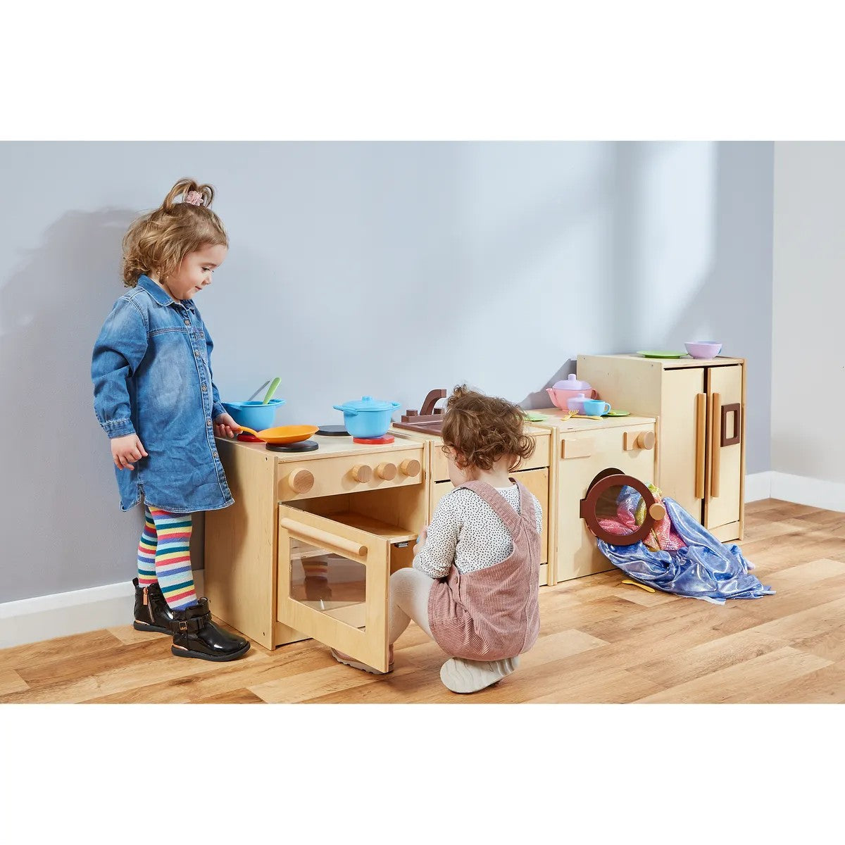 Under 2s Wooden Kitchen