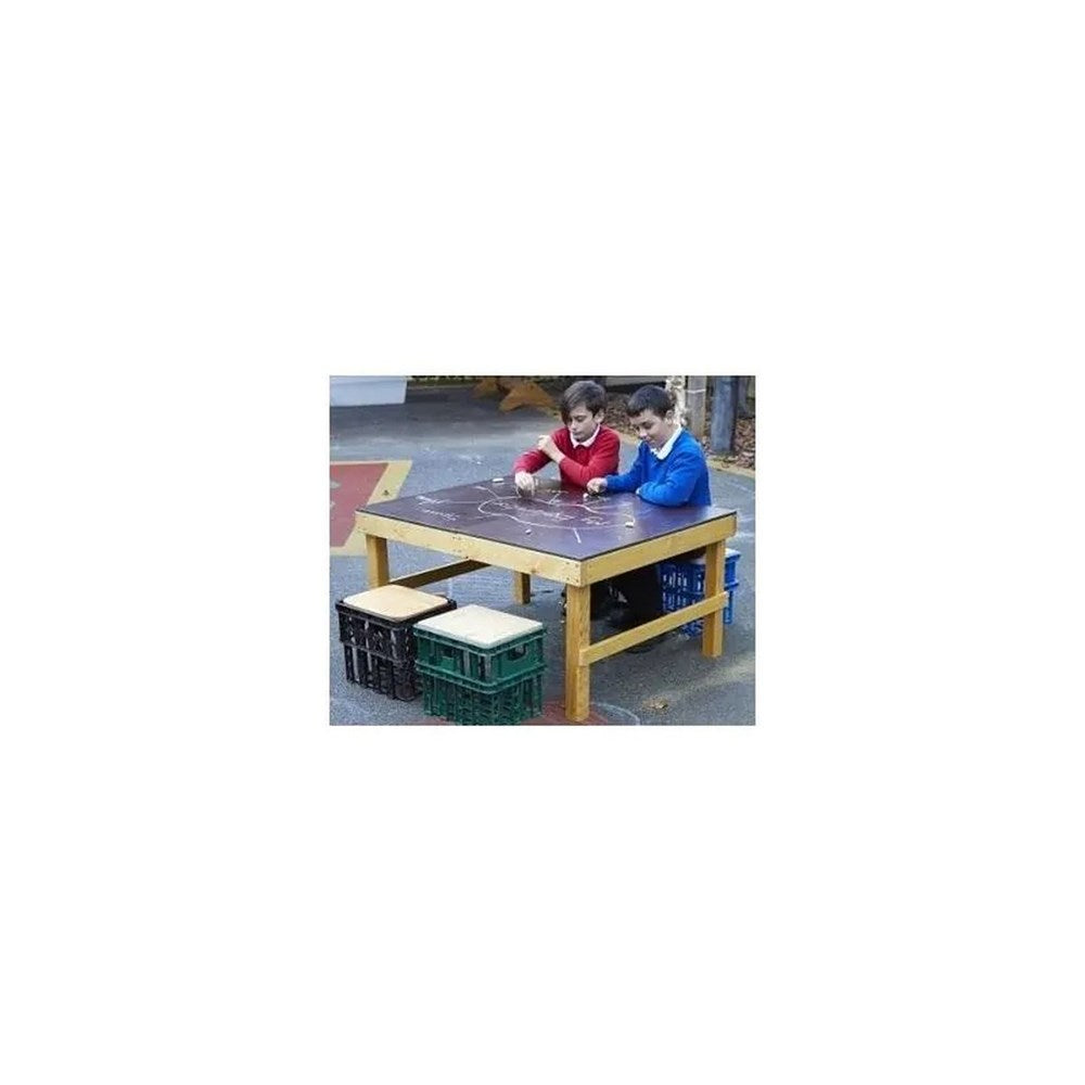 Cosy Crate Chalk Table With Crate Seats