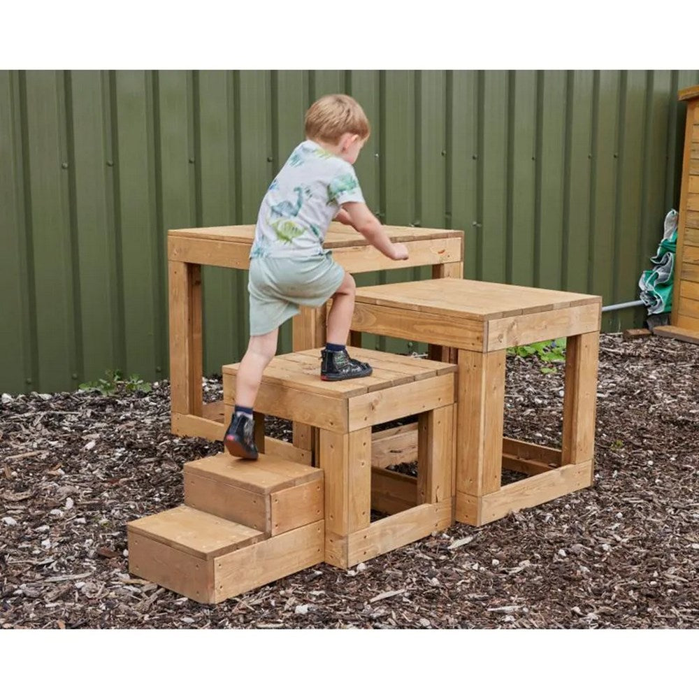 Giant Cube Blocks Nest