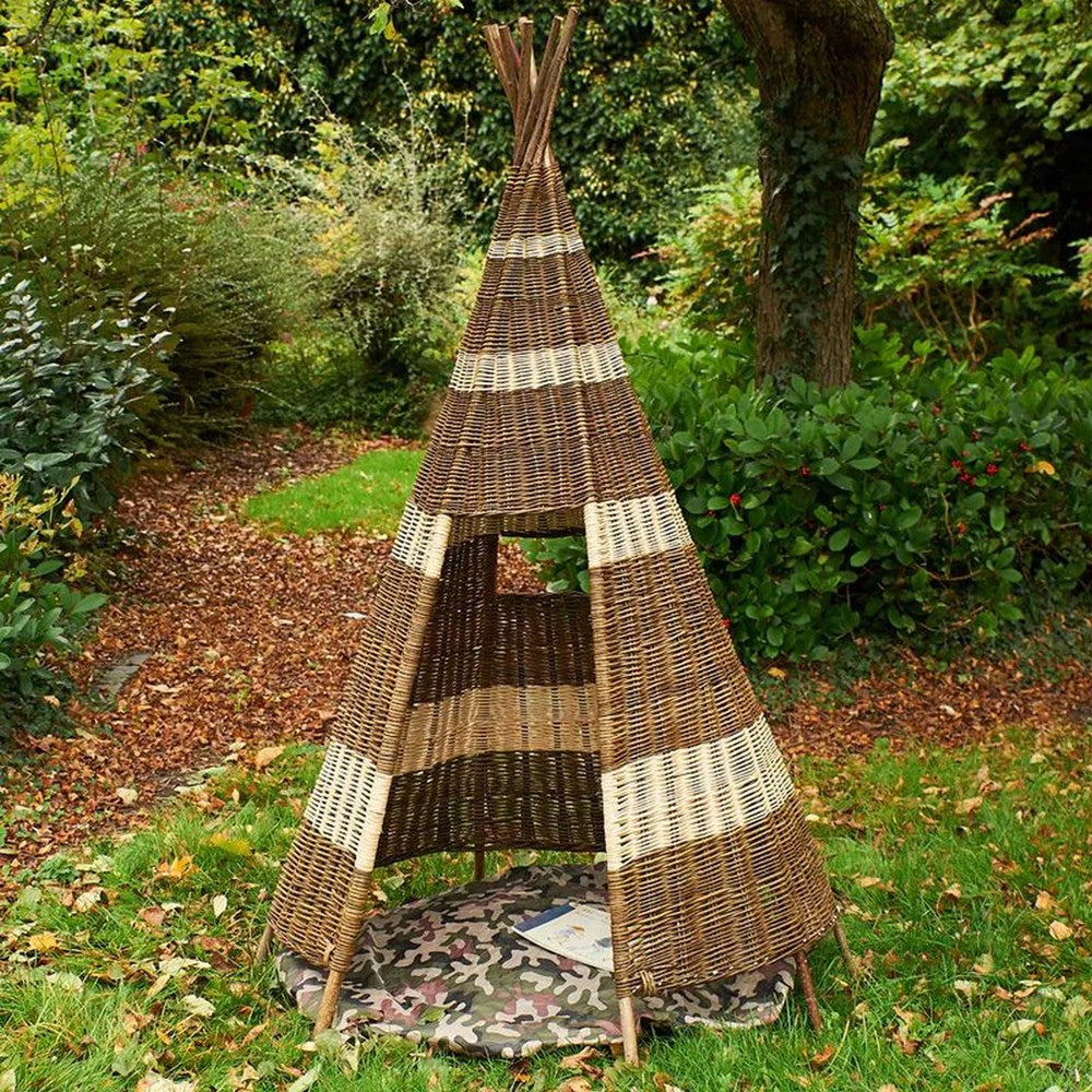 Cosy Two Tone Wicker Wigwam And Cosy Pod Set Set Of 2