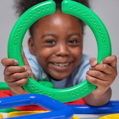 Giant Linking Shapes