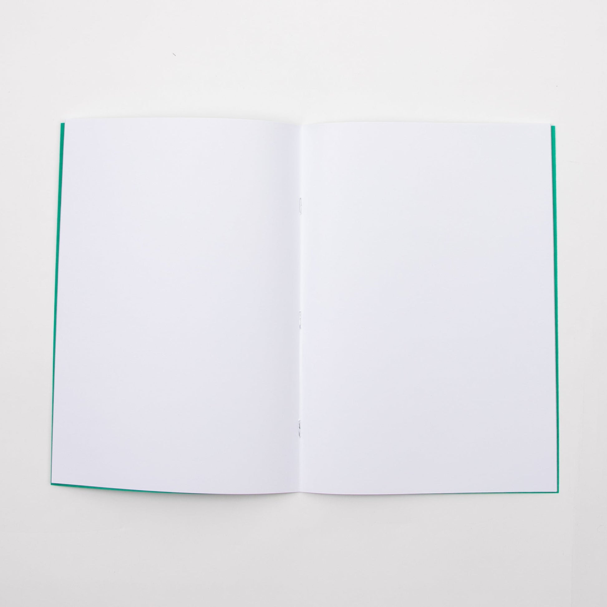 Classmates A4 Exercise Book 32 Page, Plain Blank, Green - Pack of 100 - ABC School Supplies