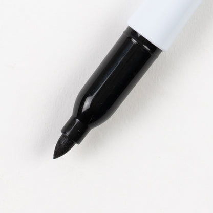 Classmates Whiteboard Marker Black, Bullet Tip Pack of 200 Incl Free Tray - ABC School Supplies