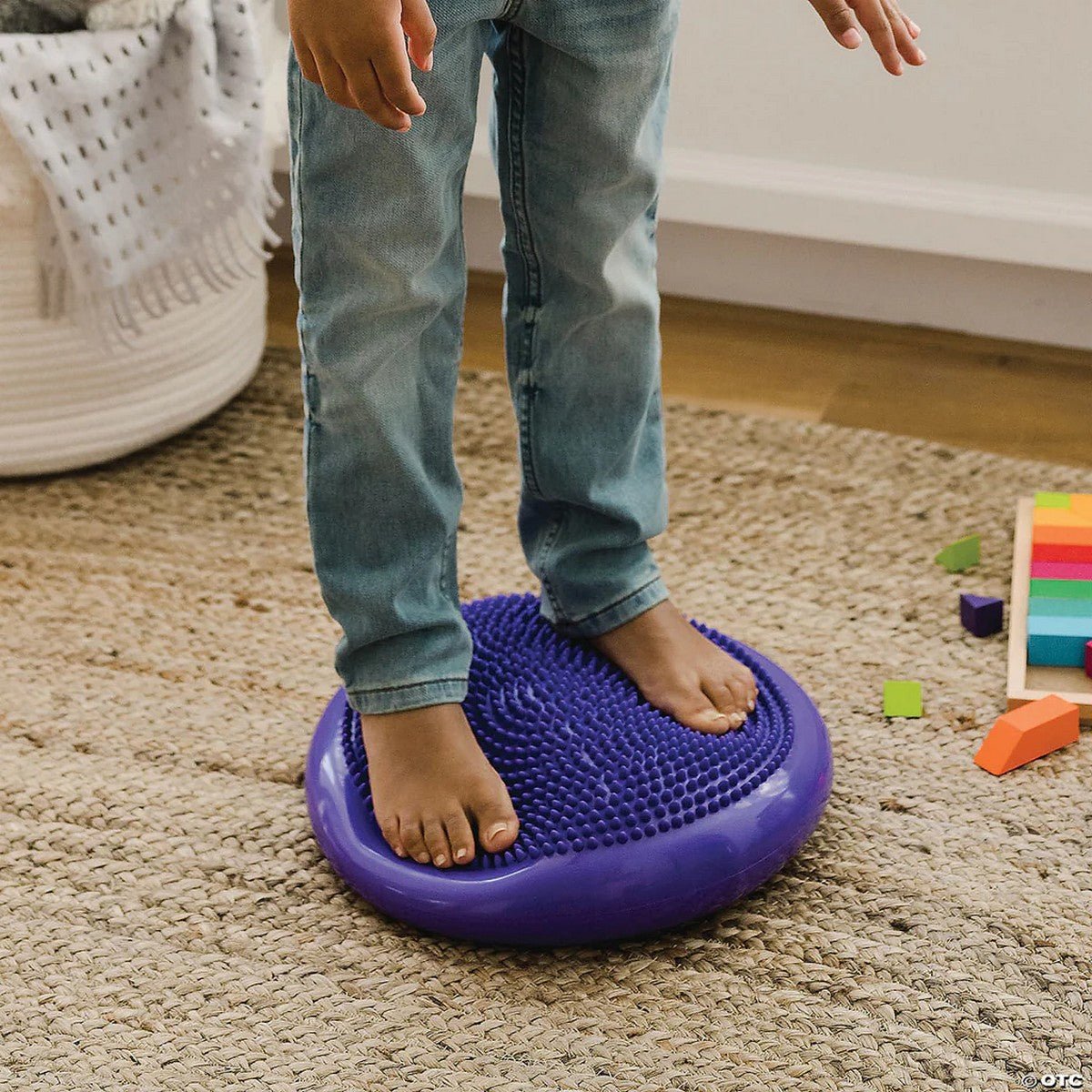 Cleverco Air Stability Wobble Cushion & Pump - Green - ABC School Supplies
