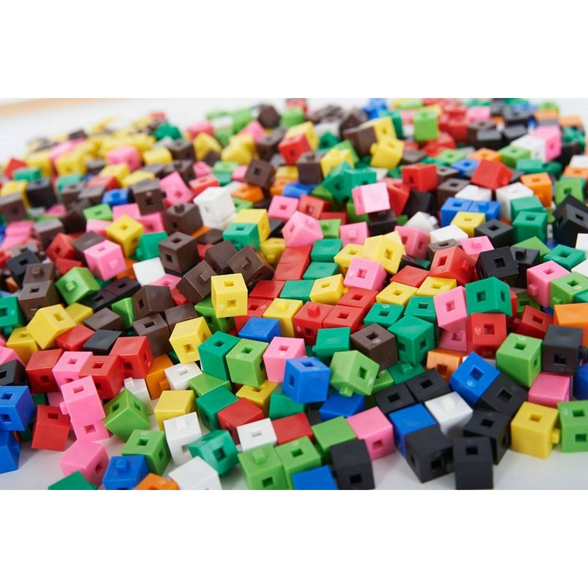 Interlocking Cubes - Pack of 1000