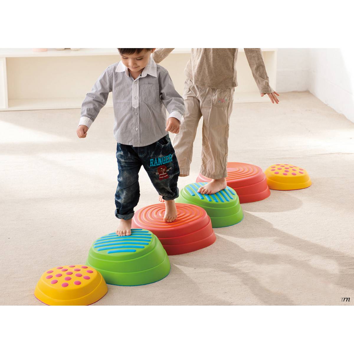 Rainbow River Stepping Stones Set Of 6 - ABC School Supplies