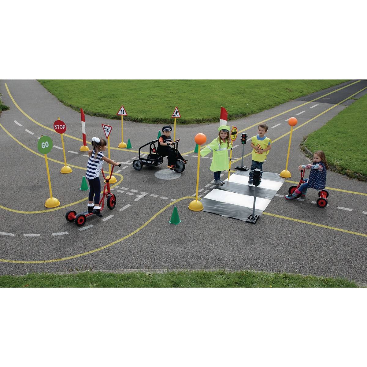 Road Safety Activity Set - Pack Of 23 - ABC School Supplies