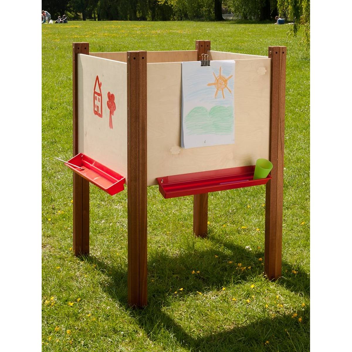 4 Sided Outdoor Easel